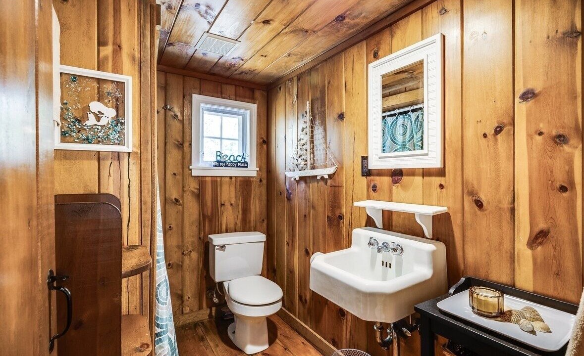 Photo of Bathroom in Eastham