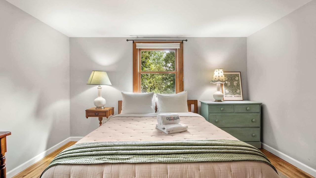 Photo of Bedroom in Eastham