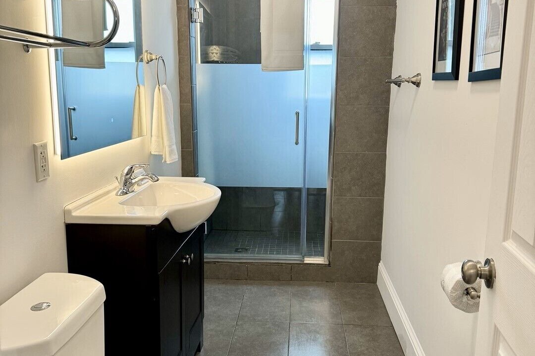 Photo of Bathroom in Valley Street