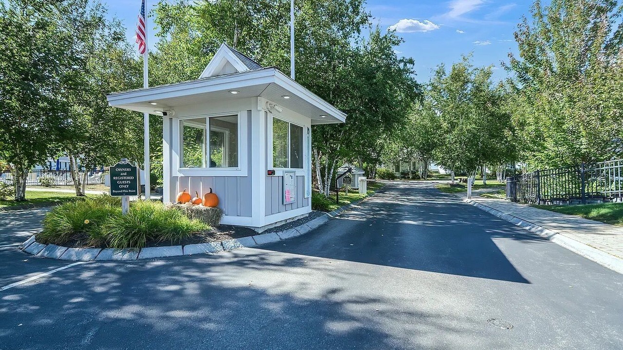 Photo of Others in Summer Village