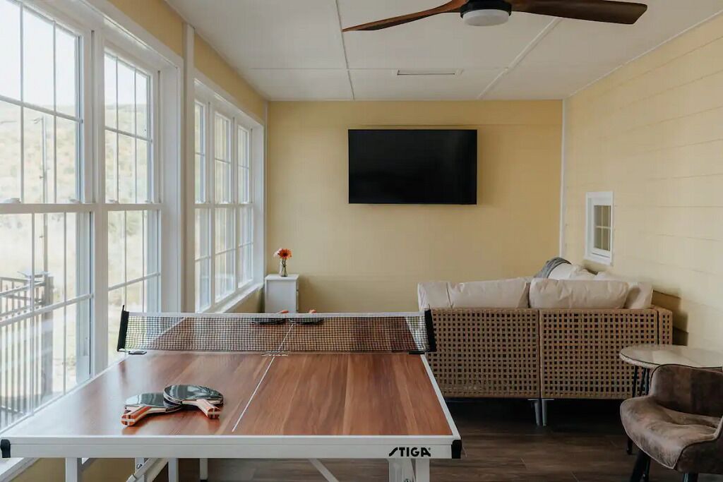 Photo of Livingroom in Hillsdale