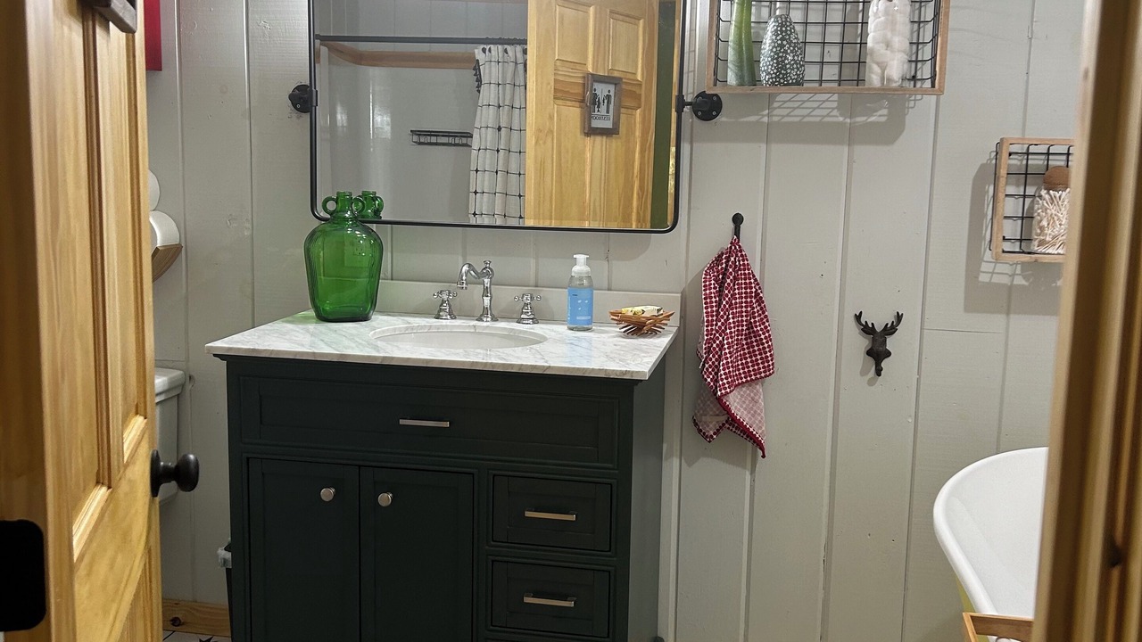 Photo of Bathroom in Livermore