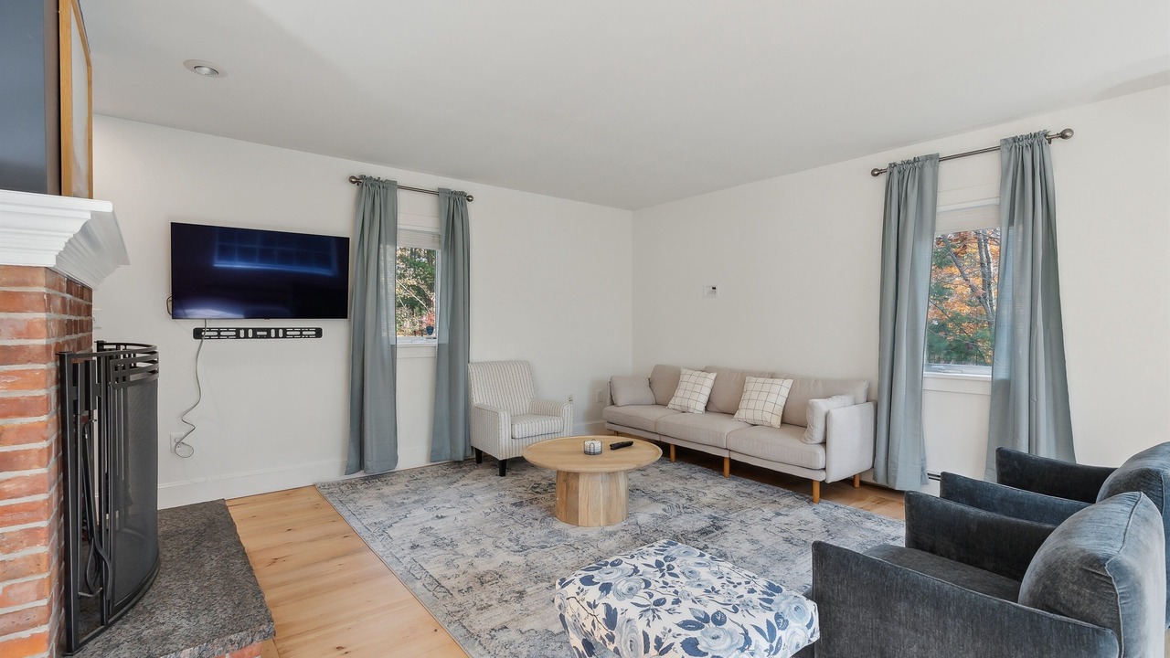 Photo of Livingroom in Kennebunk