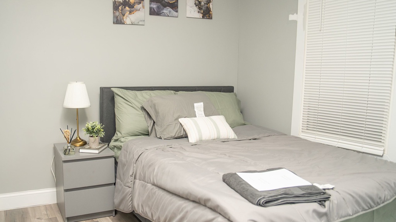 Photo of Bedroom in Irvington