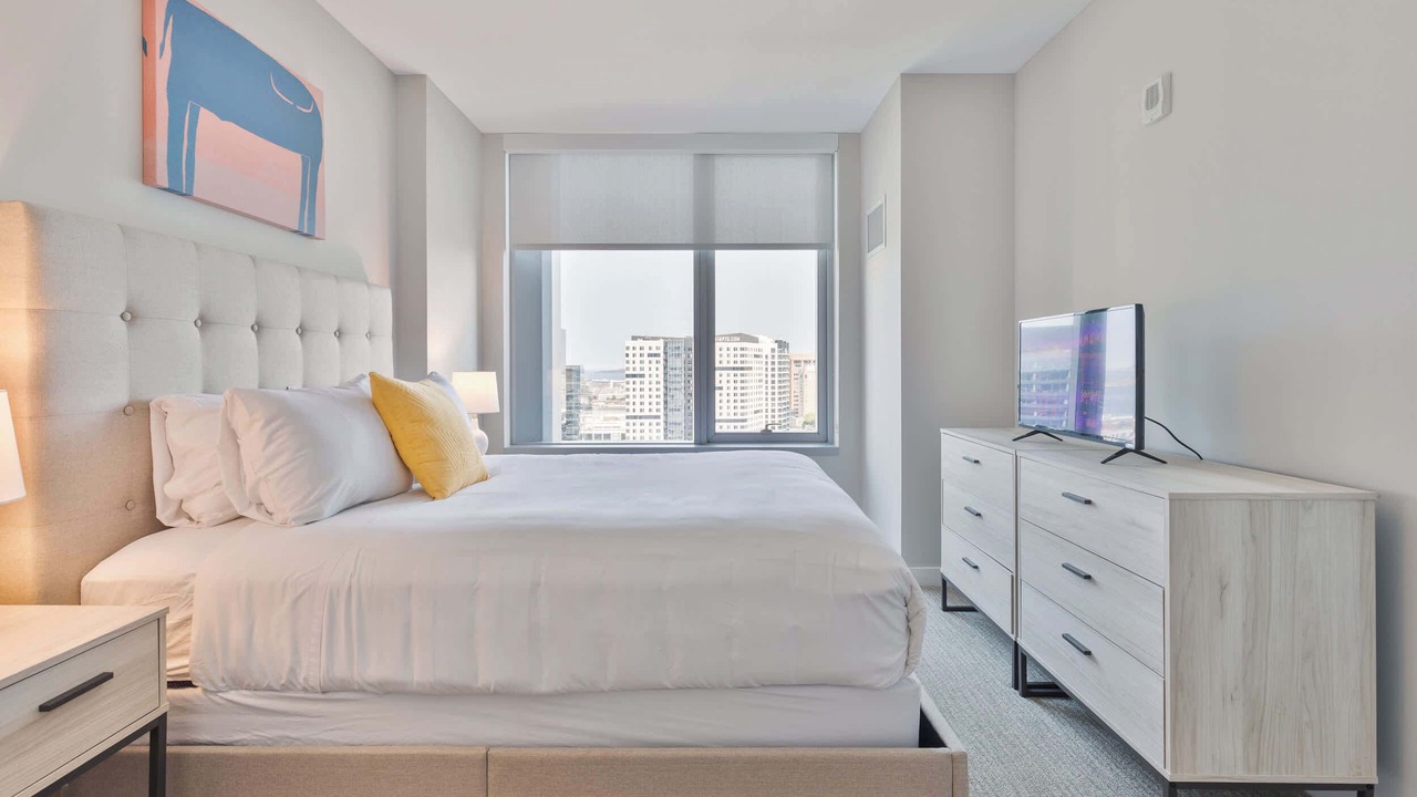 Photo of Bedroom in Seaport District
