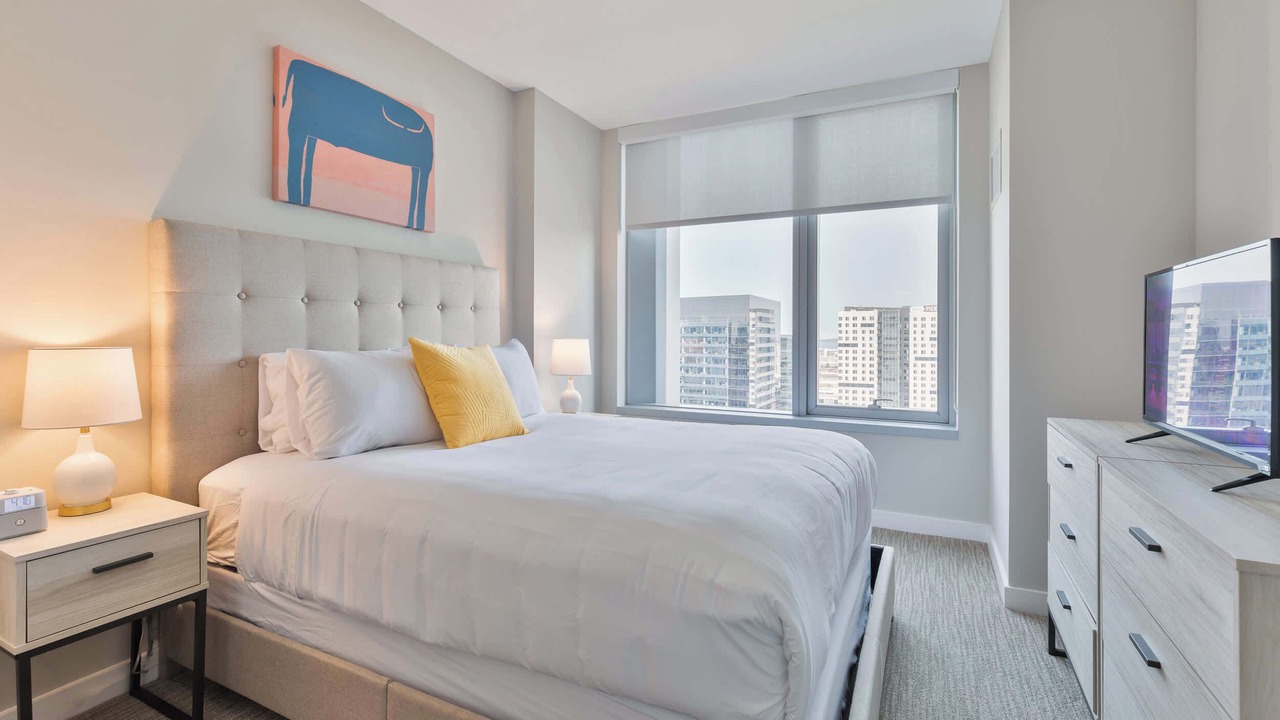 Photo of Bedroom in Seaport District