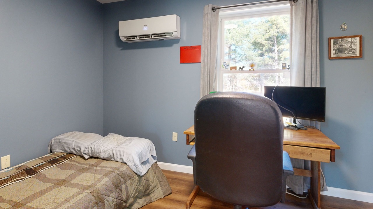 Photo of Bedroom in Brownfield