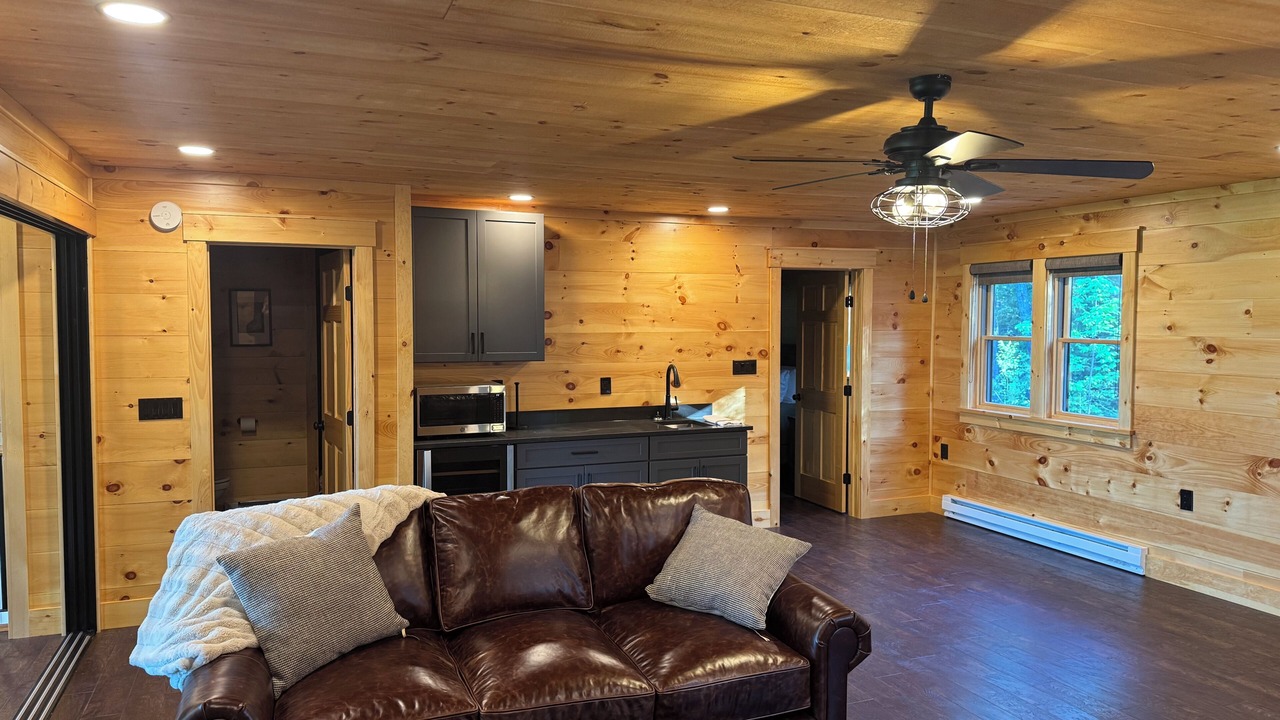 Photo of Livingroom in Keene