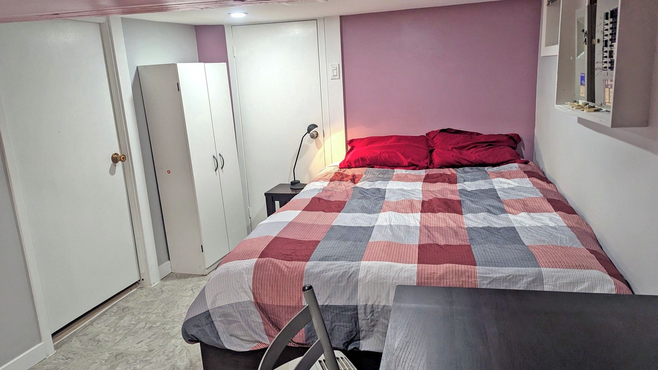 Photo of Bedroom in Earlscourt
