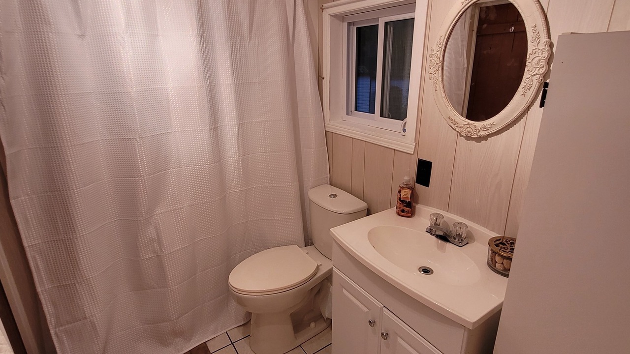 Photo of Bathroom in South Glengarry