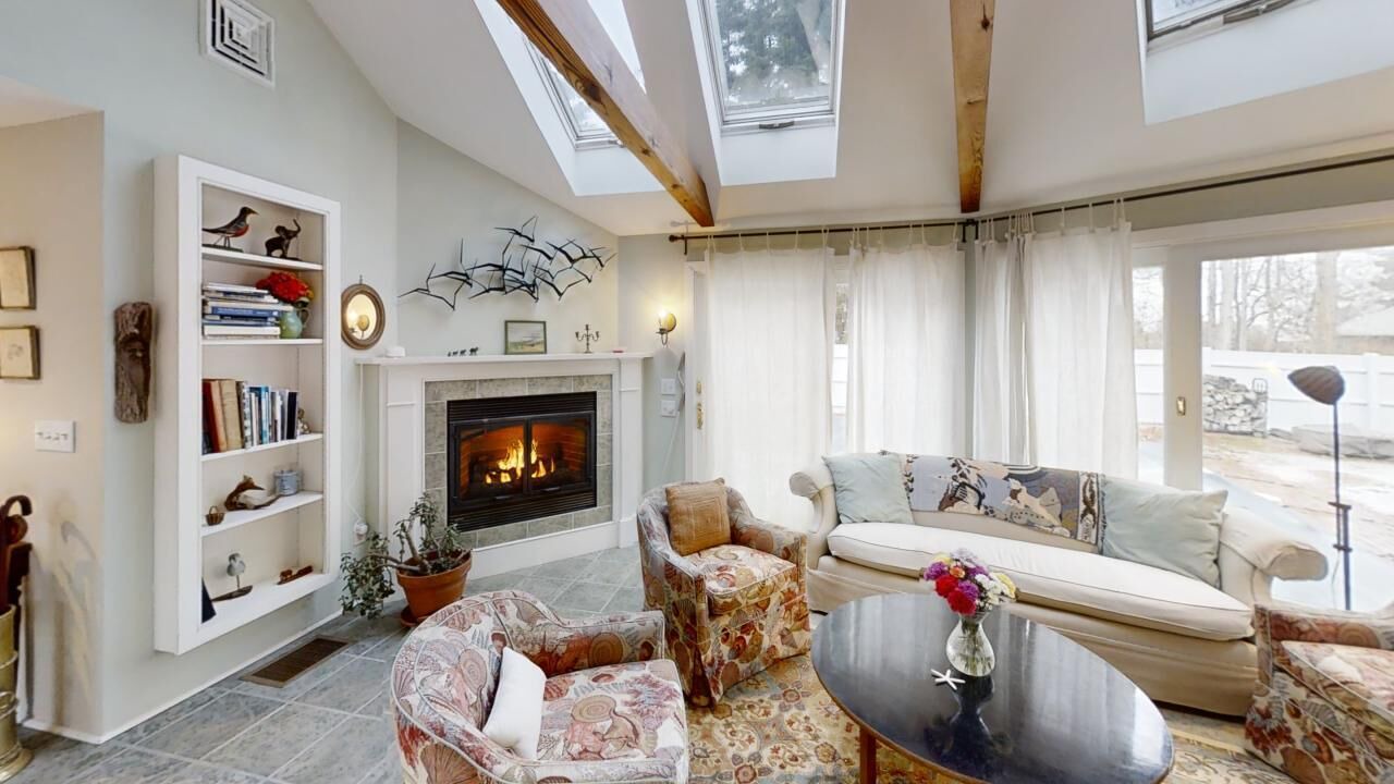 Photo of Livingroom in Barnstable
