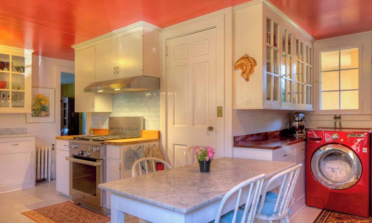 Photo of Kitchen in Ocean Drive