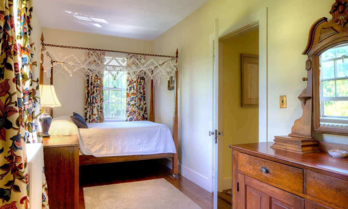 Photo of Bedroom in Ocean Drive