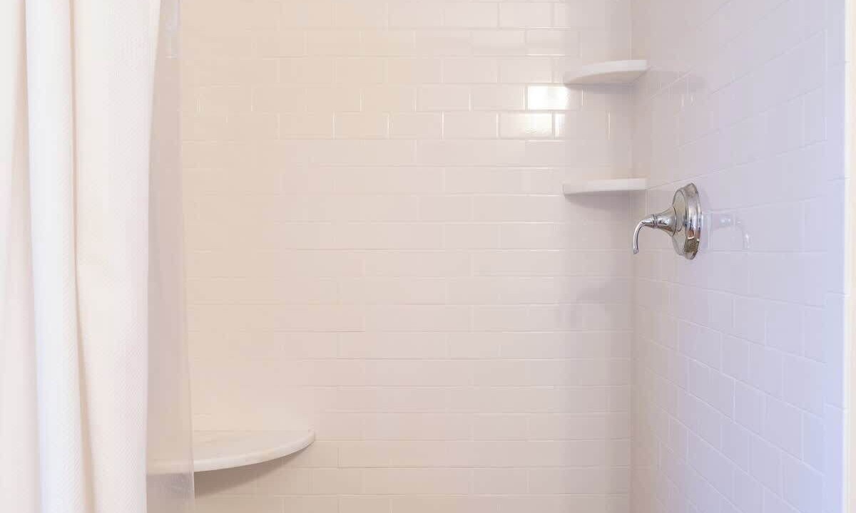 Photo of Bathroom in Bellevue Avenue Historic District