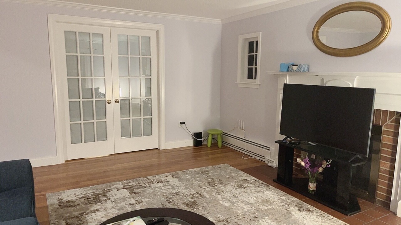 Photo of Livingroom in Lexington
