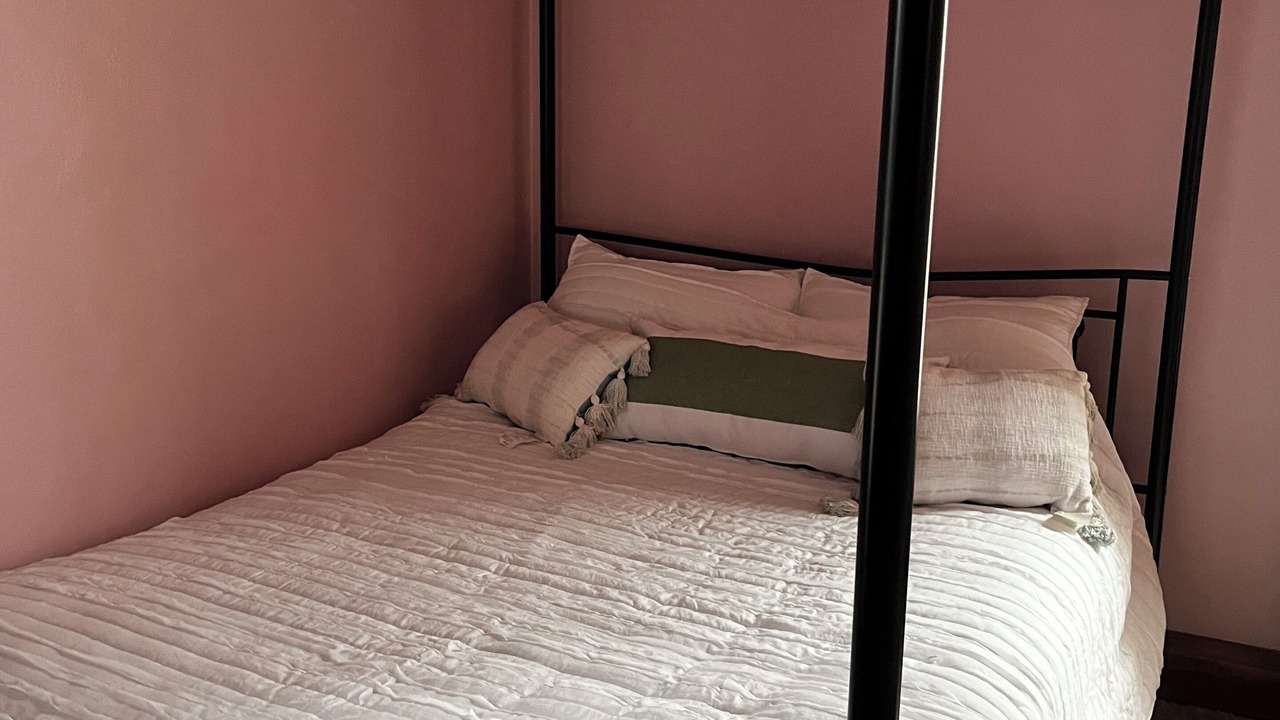 Photo of Bedroom in Niagara Falls