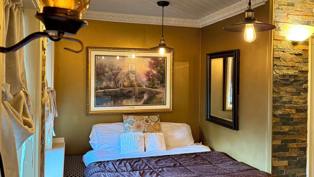 Photo of Bedroom in Conway