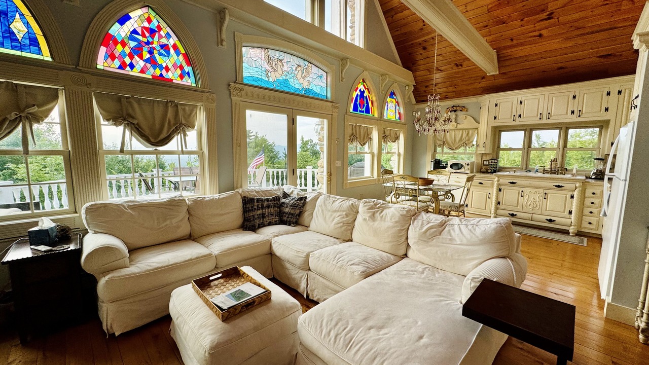 Photo of Livingroom in Conway