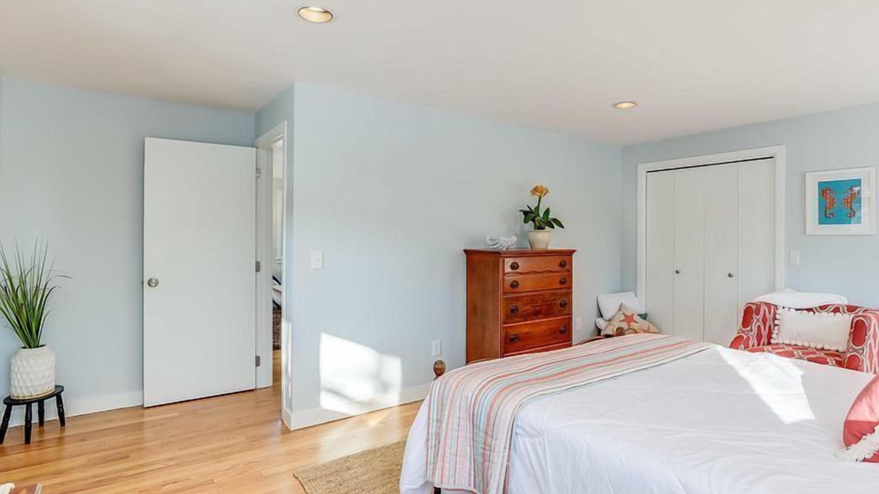 Photo of Bedroom in Dennis