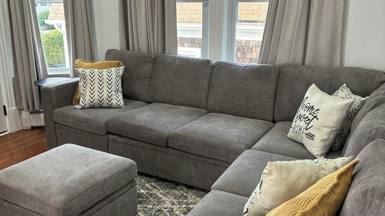 Photo of Livingroom in New London