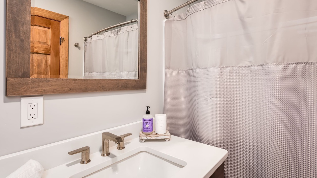 Photo of Bathroom in Moultonborough