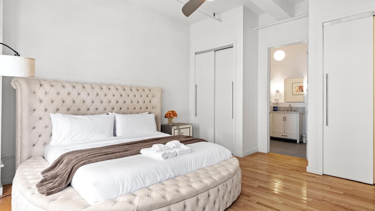 Photo of Bedroom in Midtown
