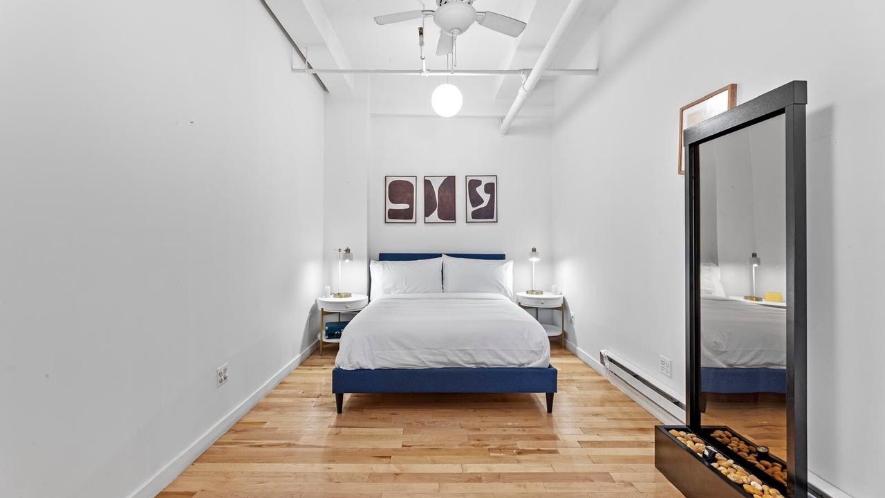 Photo of Bedroom in Midtown