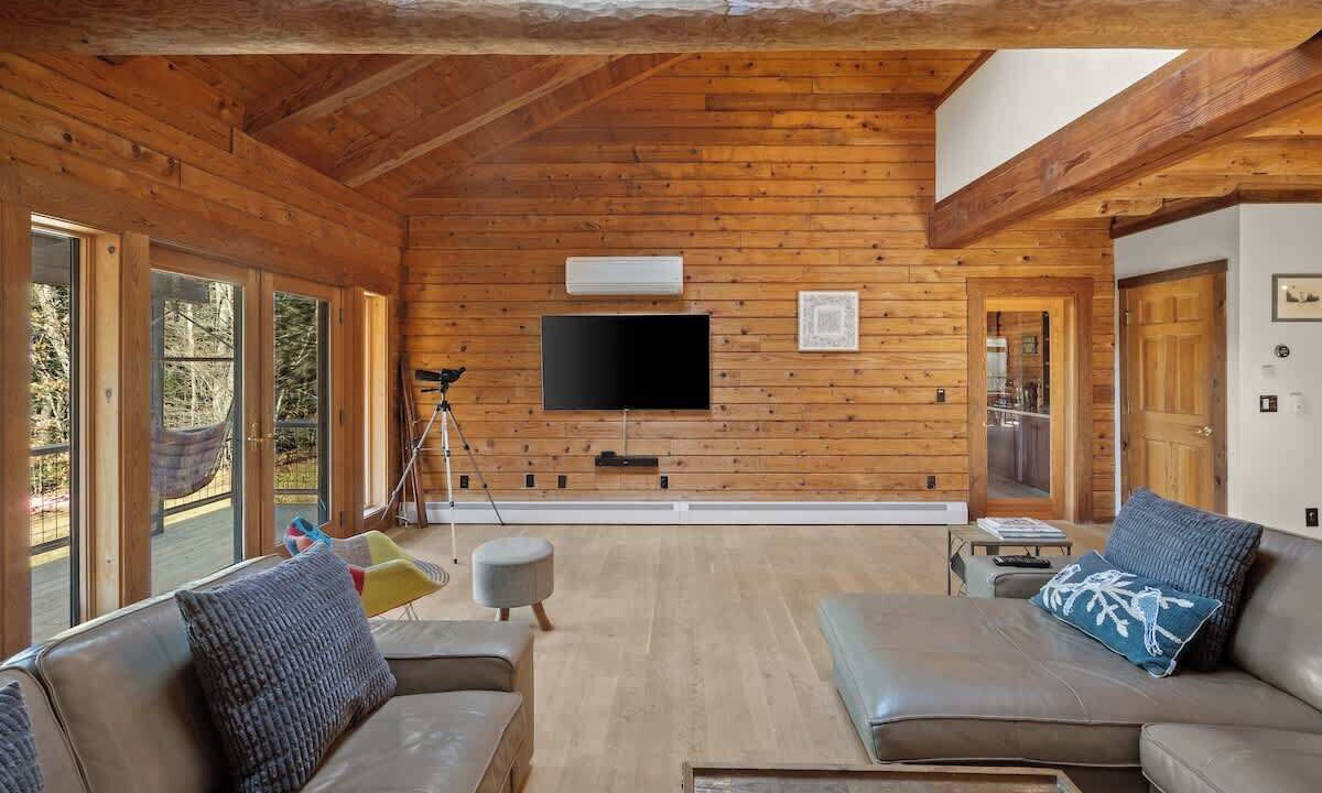 Photo of Livingroom in Williamsville