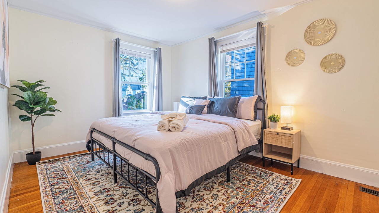 Photo of Bedroom in Ashmont