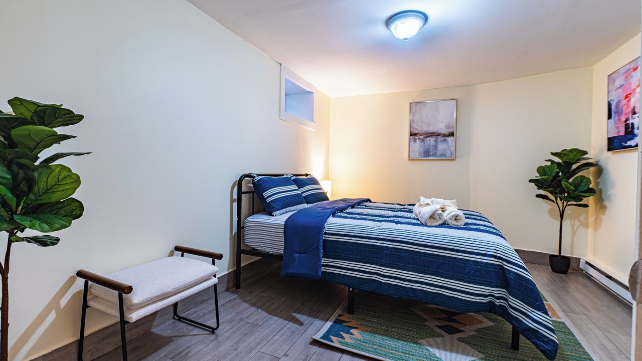 Photo of Bedroom in Ashmont