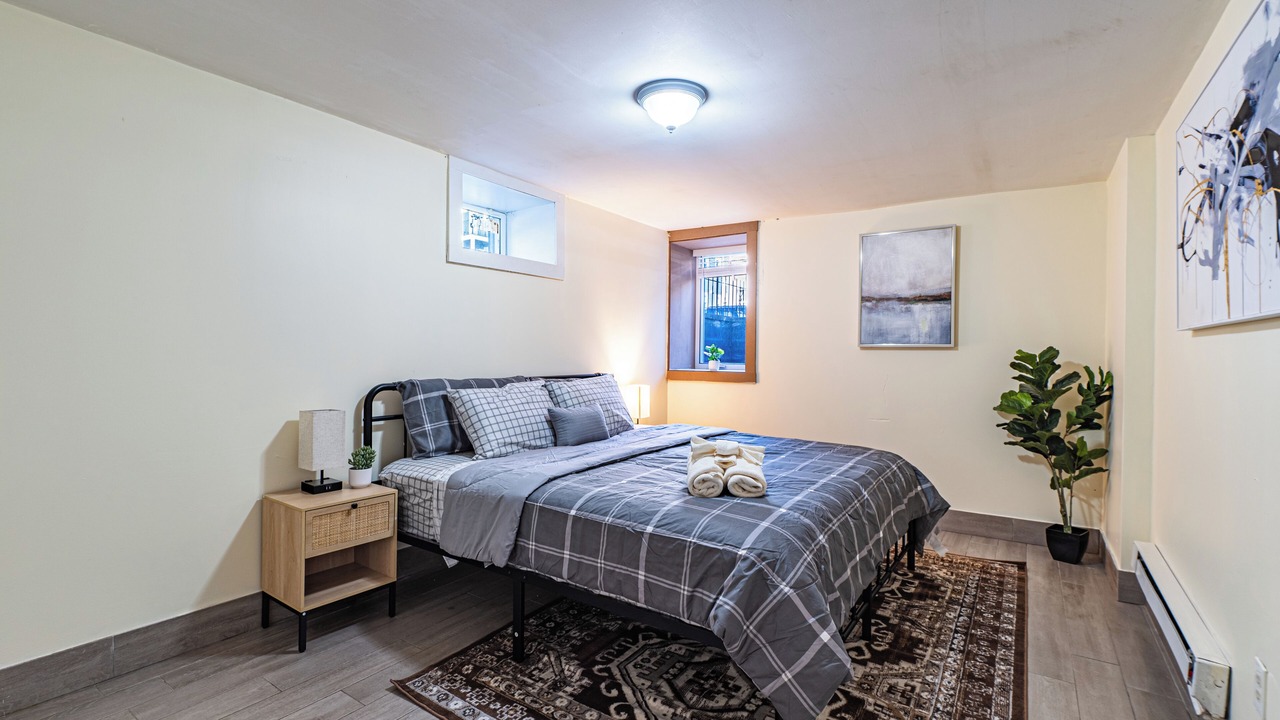 Photo of Bedroom in Ashmont