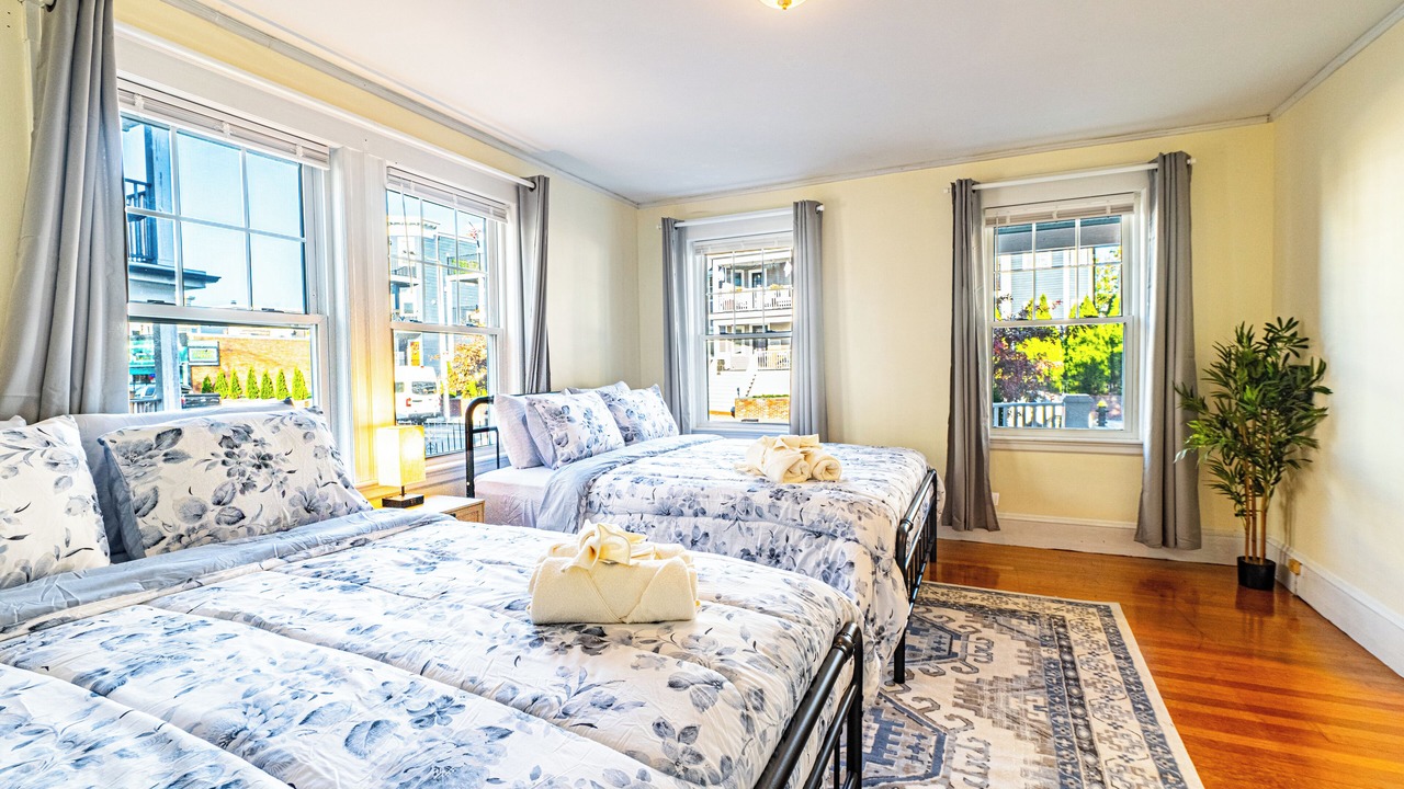 Photo of Bedroom in Ashmont