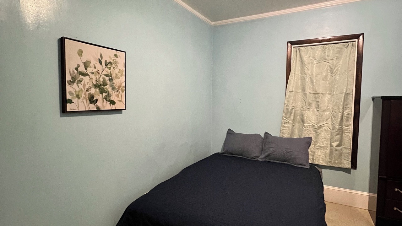 Photo of Bedroom in Holyoke