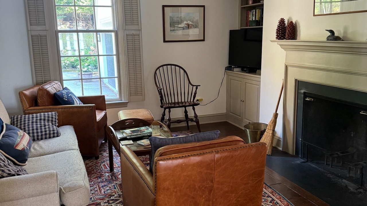 Photo of Livingroom in Wolfeboro