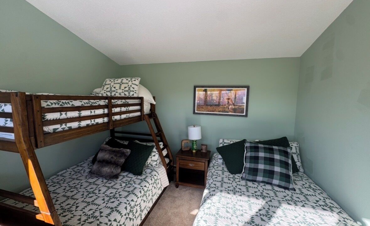 Photo of Bedroom in Warren