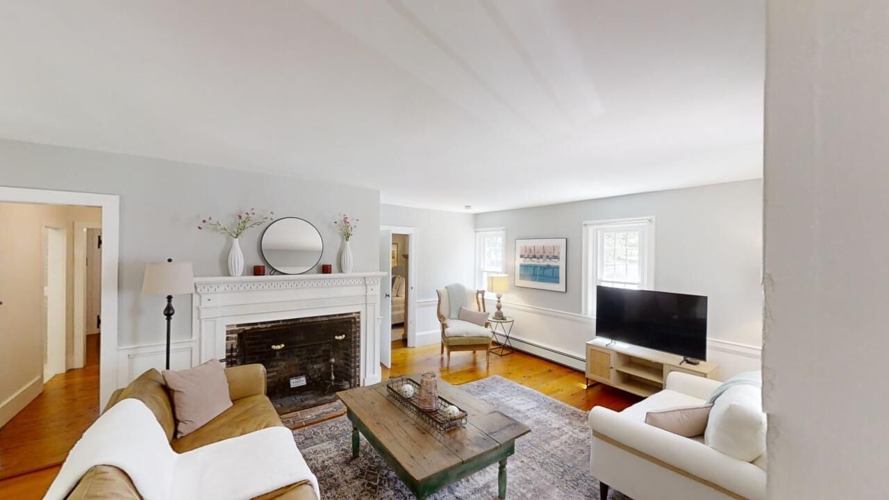 Photo of Livingroom in Dennis