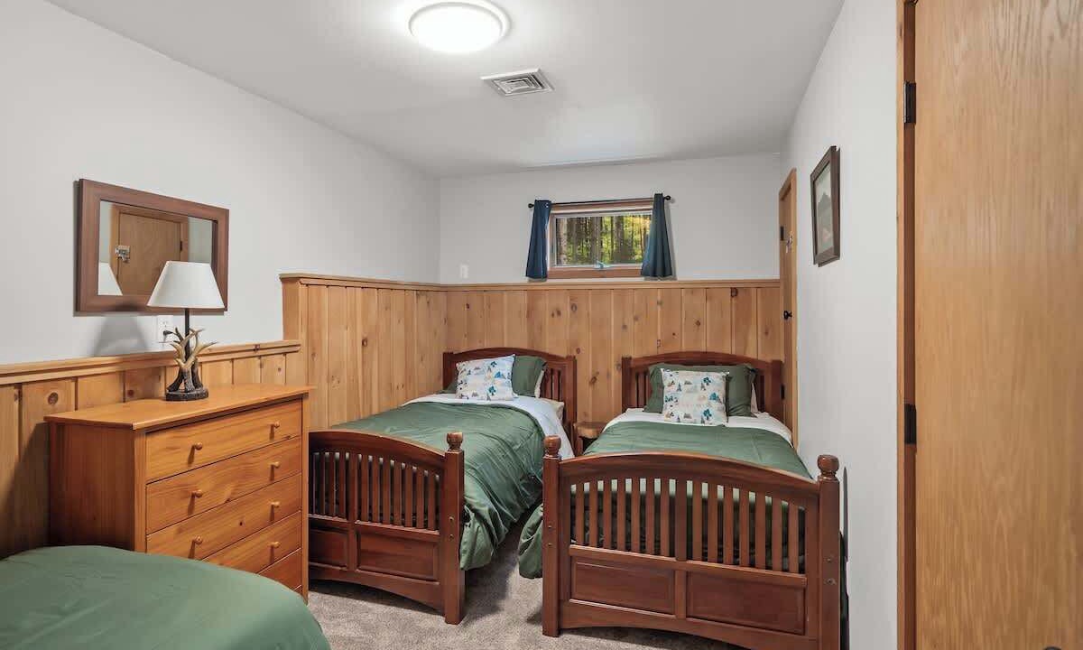 Photo of Bedroom in Wardsboro