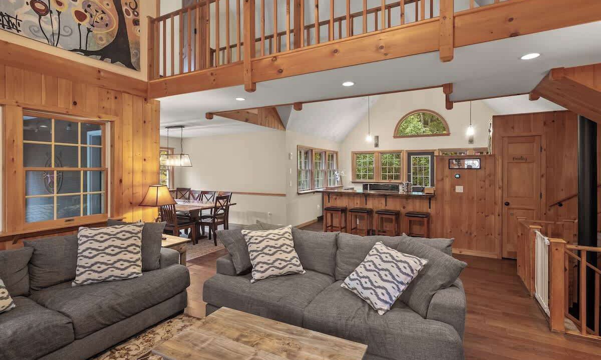 Photo of Livingroom in Wardsboro