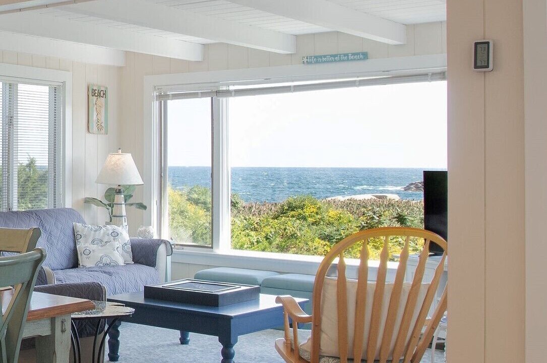 Photo of Livingroom in York Beach