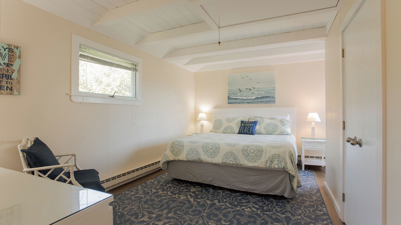 Photo of Bedroom in York Beach