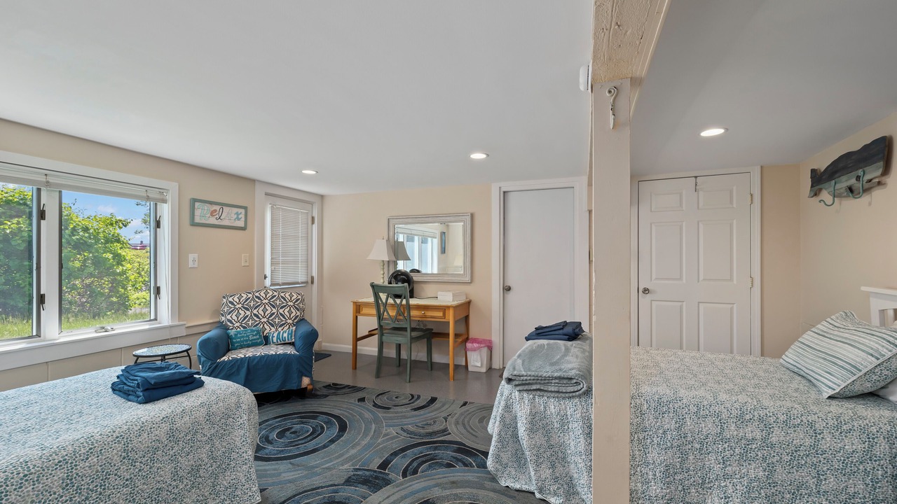 Photo of Bedroom in York Beach