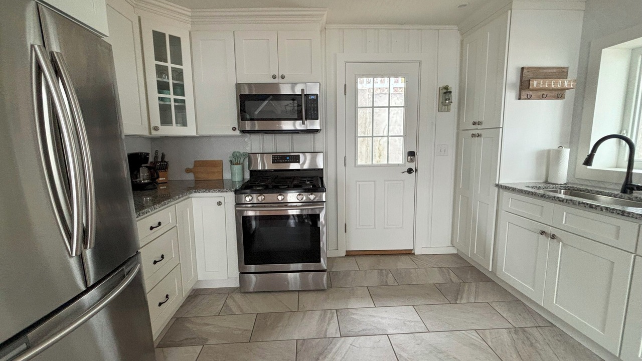 Photo of Kitchen in Livonia Center