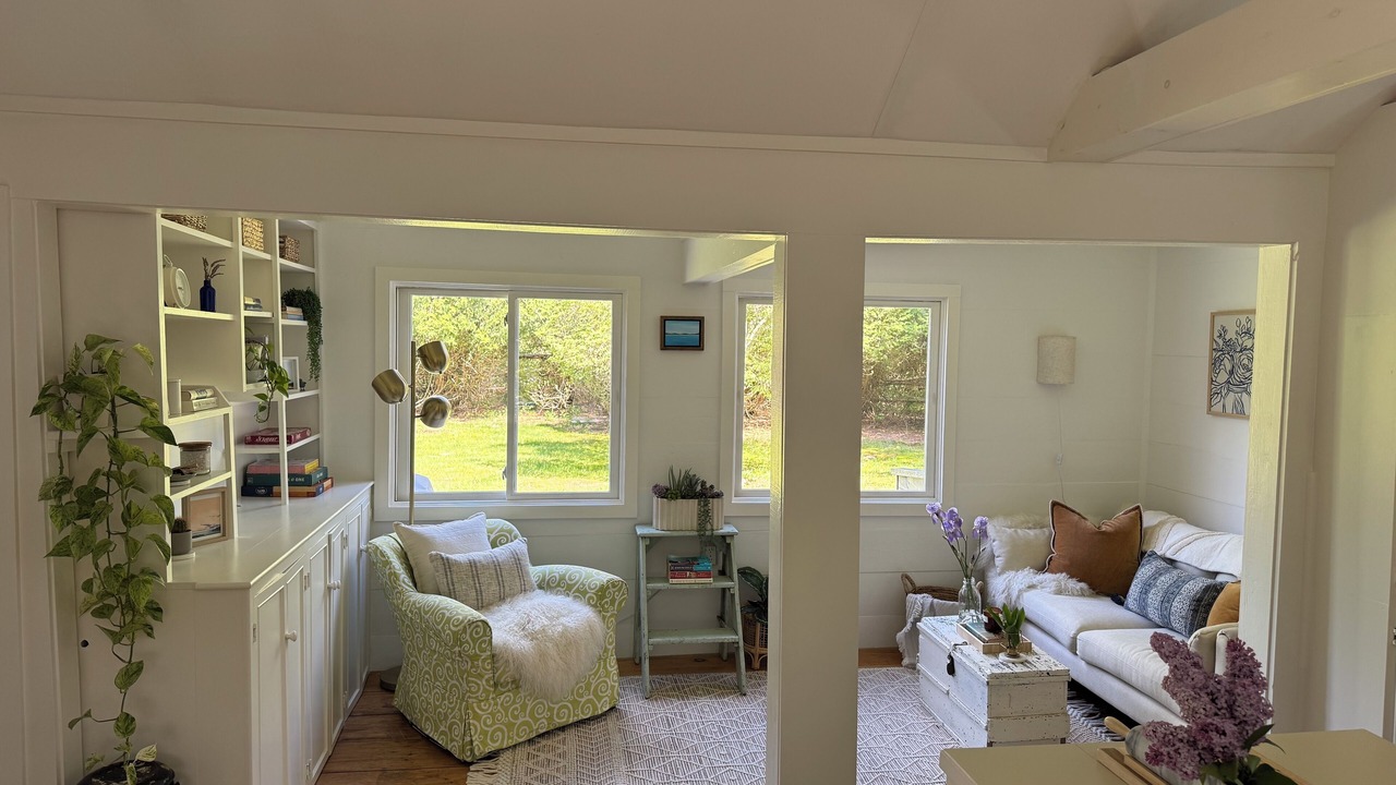 Photo of Livingroom in West Tisbury