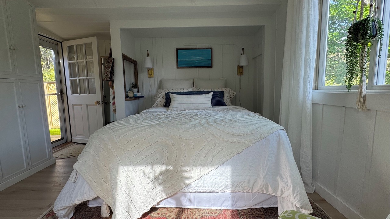 Photo of Bedroom in West Tisbury