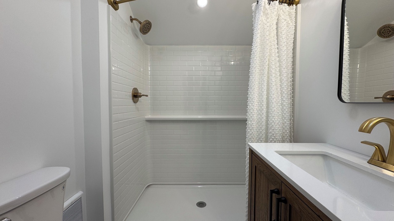 Photo of Bathroom in West Tisbury