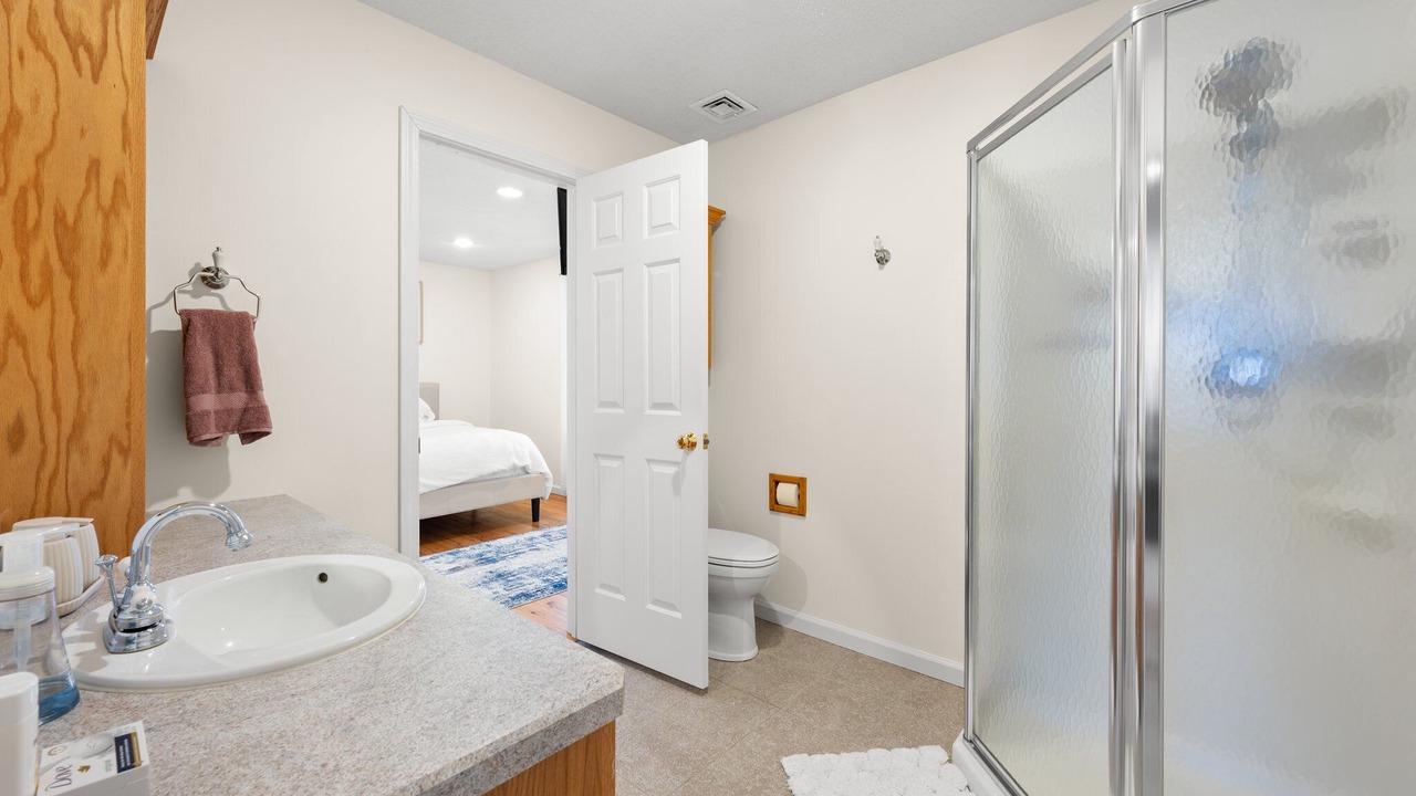Photo of Bathroom in Salem