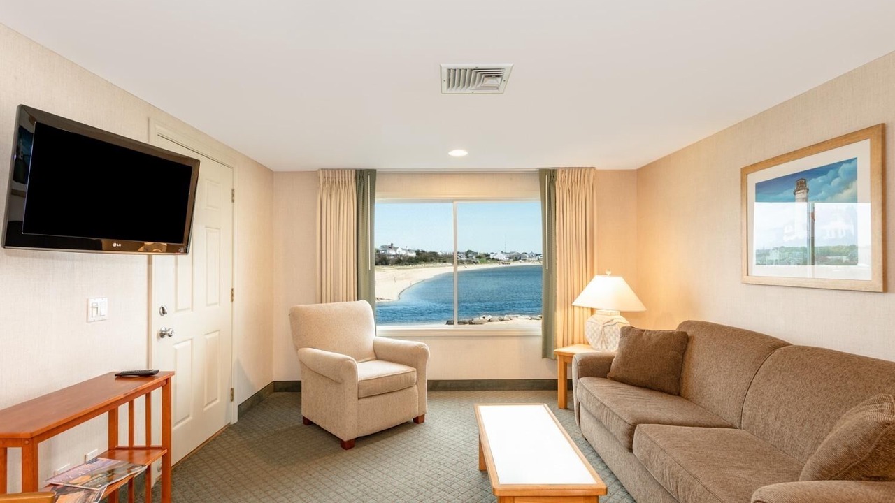 Photo of Livingroom in West Yarmouth