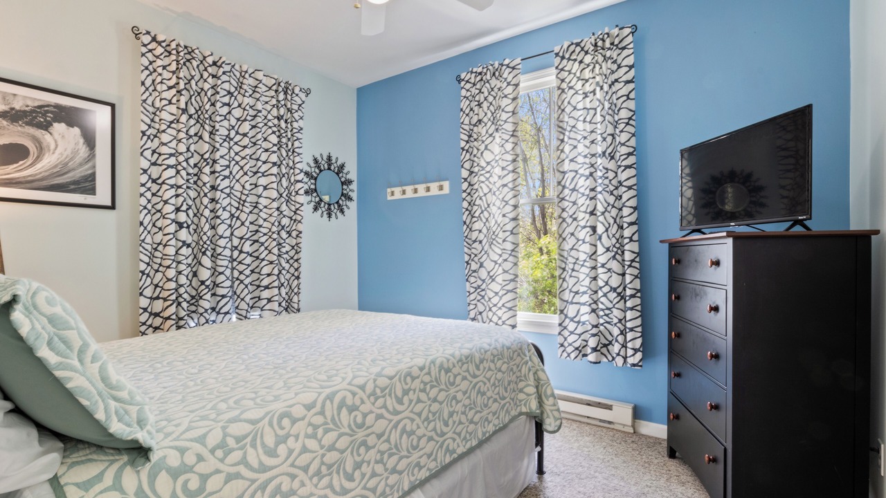 Photo of Bedroom in Summer Village