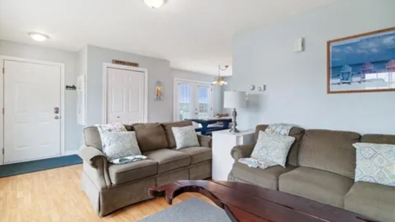 Photo of Livingroom in Hampton