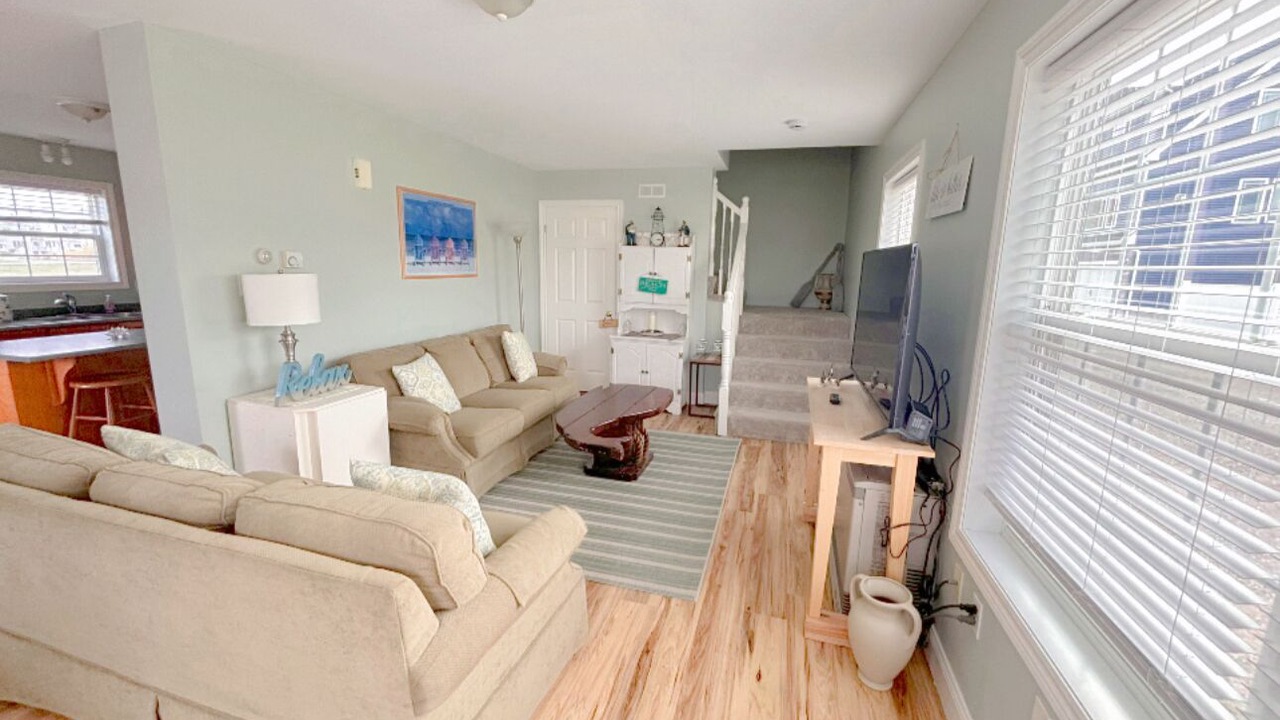 Photo of Livingroom in Hampton